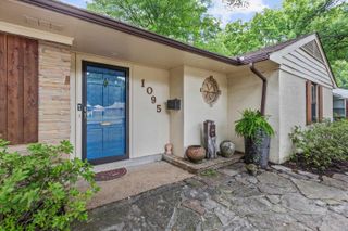 1095 S PERKINS RD, Memphis, TN 38117