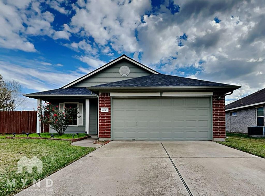 8230 Blackcherry Lane, Baytown, TX 77523