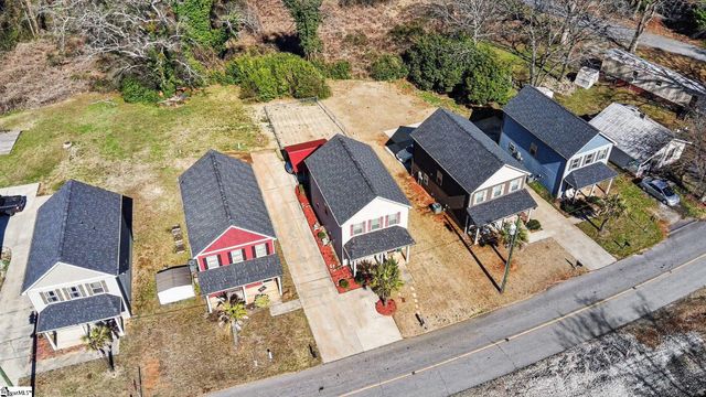 106 Wilbur Street, Easley, SC 29640