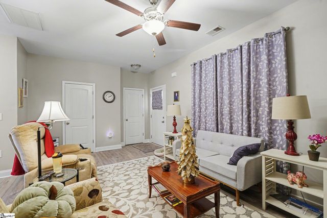 106 Wilbur Street, Easley, SC 29640