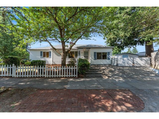 7413 Se PINE St, Portland, OR 97215