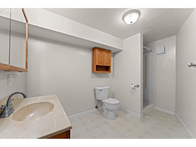 7413 Se PINE St, Portland, OR 97215