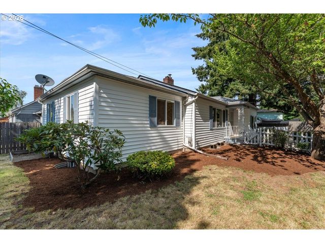 7413 Se PINE St, Portland, OR 97215