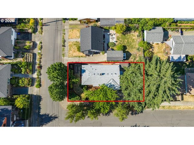 7413 Se PINE St, Portland, OR 97215
