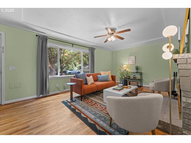 7413 Se PINE St, Portland, OR 97215