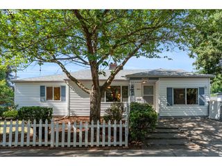 7413 Se PINE St, Portland, OR 97215