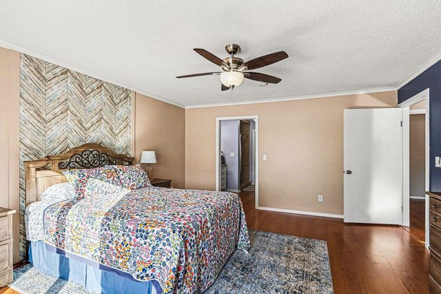 6334 Golf Lakes Court Court A, Bay City, MI 48706