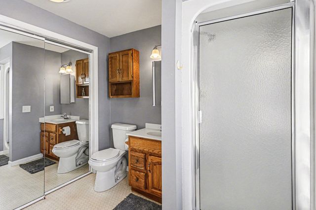 6334 Golf Lakes Court Court A, Bay City, MI 48706