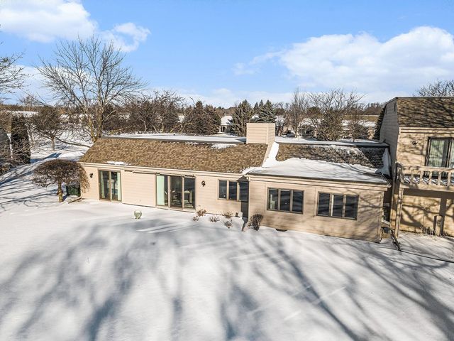 6334 Golf Lakes Court Court A, Bay City, MI 48706