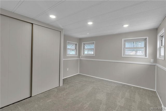 19 Lakewood Village, Shelby, NY 14103