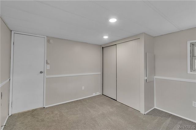 19 Lakewood Village, Shelby, NY 14103