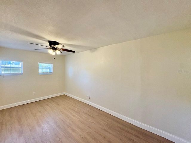 8904 N HAMNER AVENUE, Tampa, FL 33604