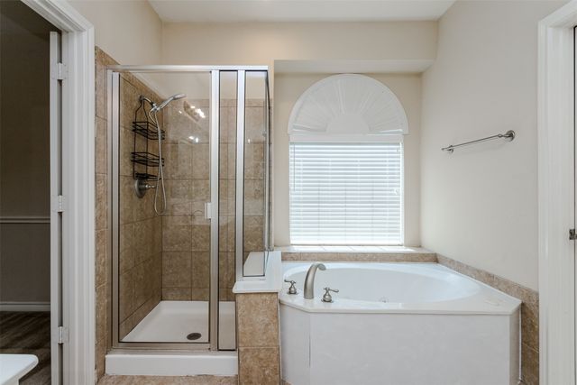 107 Pinedale Drive, Mansfield, TX 76063