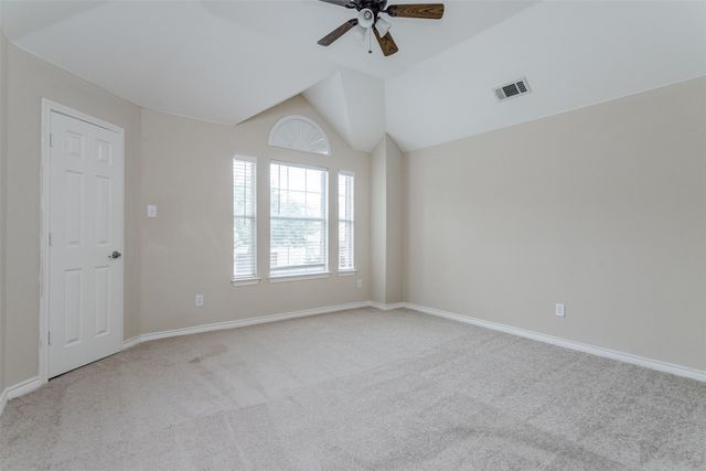 107 Pinedale Drive, Mansfield, TX 76063