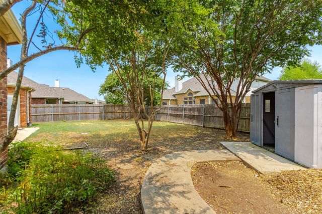 107 Pinedale Drive, Mansfield, TX 76063
