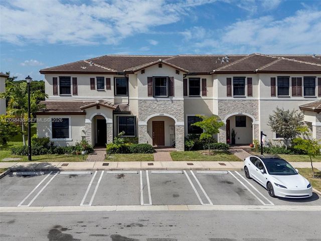 10085 SW 228th Ter, Miami, FL 33190