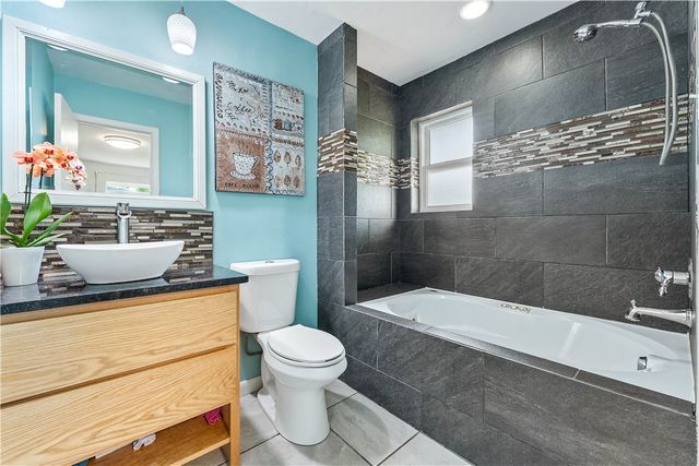 314 Crestview Drive, Bentonville, AR 72712