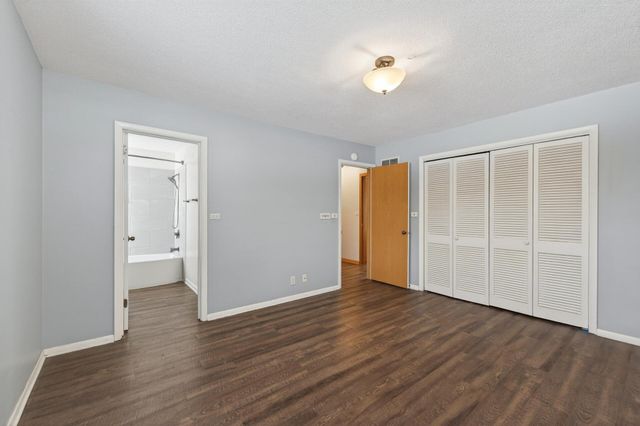 2216 Orwell Court N, Stillwater, MN 55082