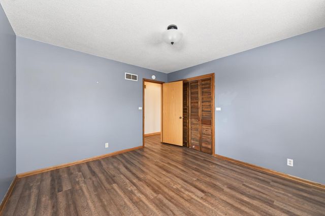 2216 Orwell Court N, Stillwater, MN 55082