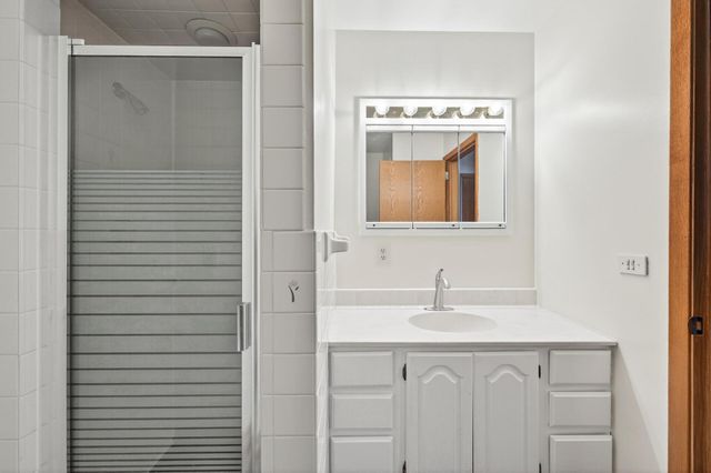 2216 Orwell Court N, Stillwater, MN 55082