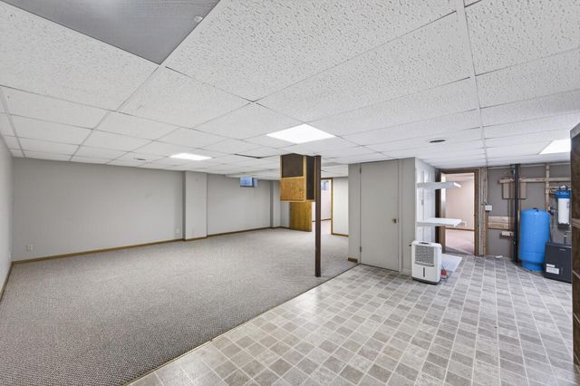 2216 Orwell Court N, Stillwater, MN 55082