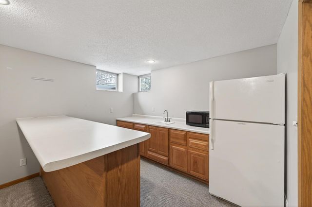 2216 Orwell Court N, Stillwater, MN 55082