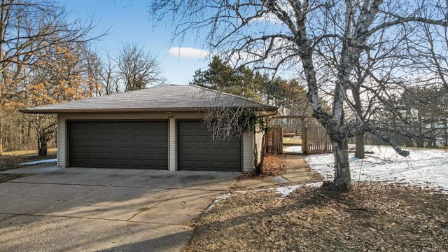 2216 Orwell Court N, Stillwater, MN 55082