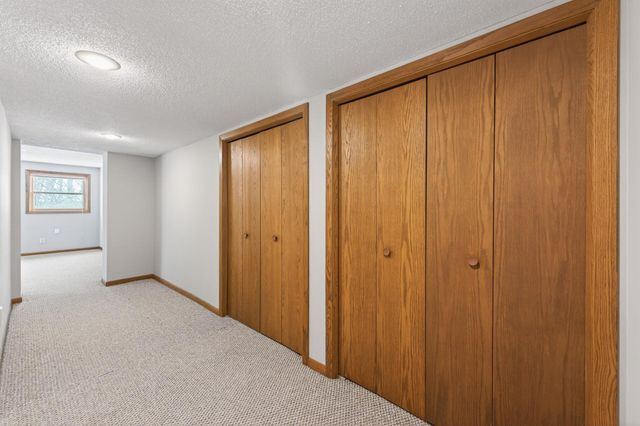 2216 Orwell Court N, Stillwater, MN 55082