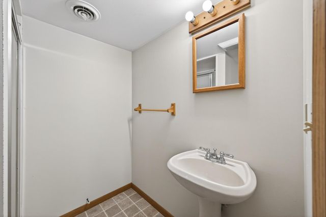 2216 Orwell Court N, Stillwater, MN 55082