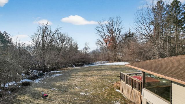 2216 Orwell Court N, Stillwater, MN 55082