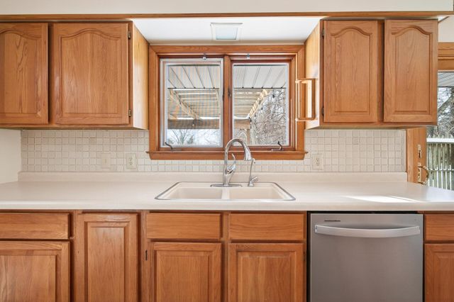 2216 Orwell Court N, Stillwater, MN 55082