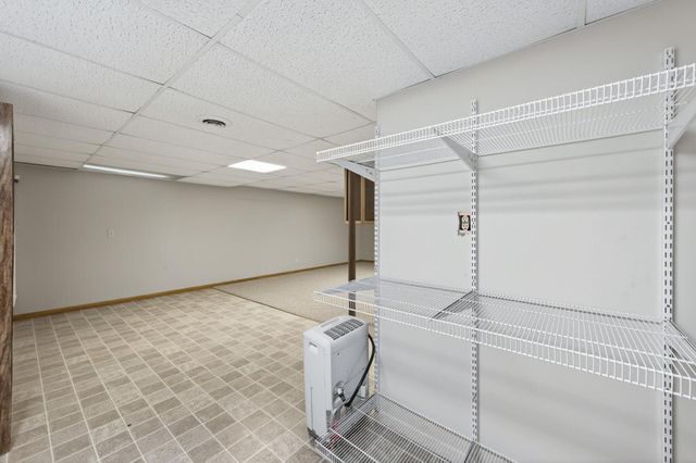 2216 Orwell Court N, Stillwater, MN 55082