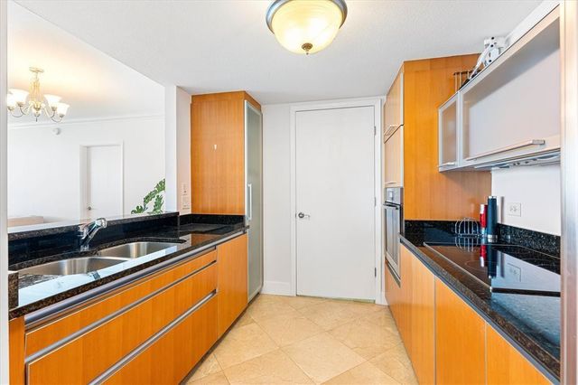 17201 Collins Avenue 805, Sunny Isles Beach, FL 33160