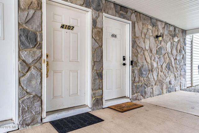 4107 Norma Place, Toms River, NJ 08755