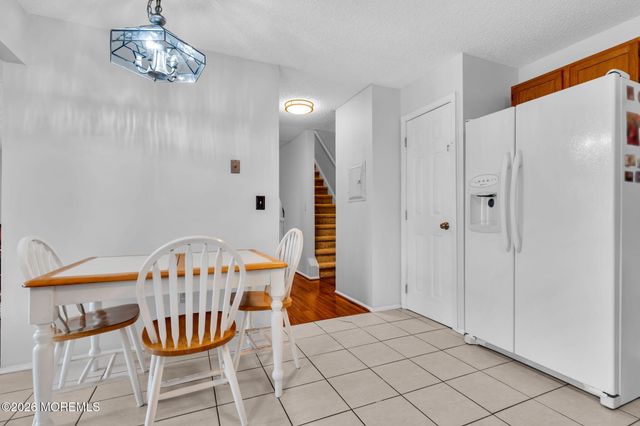 4107 Norma Place, Toms River, NJ 08755