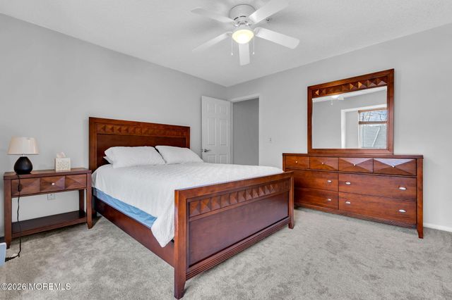 4107 Norma Place, Toms River, NJ 08755