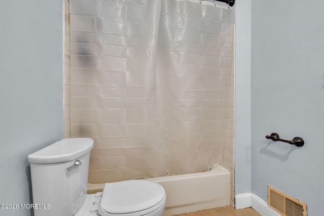 4107 Norma Place, Toms River, NJ 08755