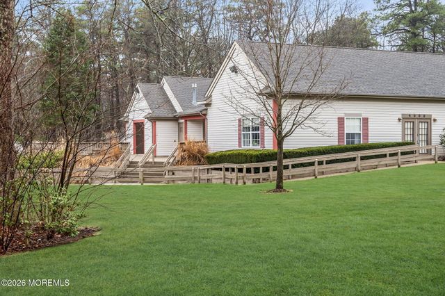 4107 Norma Place, Toms River, NJ 08755