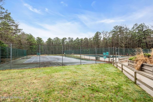 4107 Norma Place, Toms River, NJ 08755