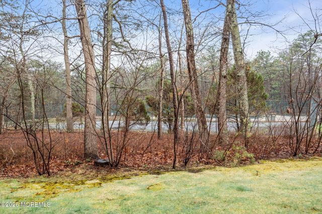 4107 Norma Place, Toms River, NJ 08755