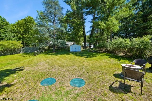 74 Minnehaha Blvd, Oakland Boro, NJ 07436