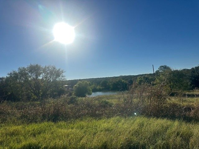 151 Private Road 3814, Springtown, TX 76082