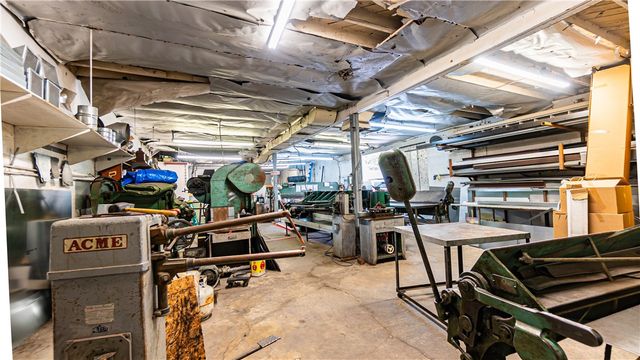 4656 Floral, Los Angeles, CA 90022