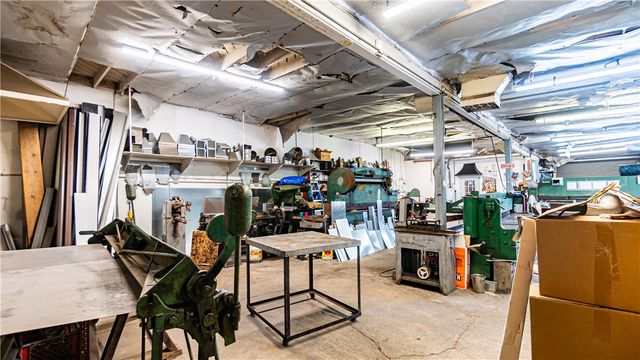 4656 Floral, Los Angeles, CA 90022