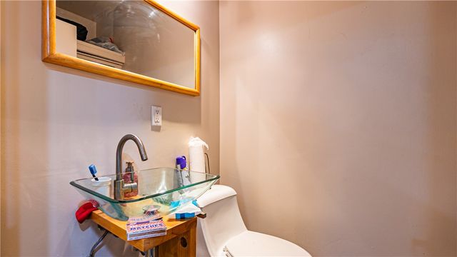 4656 Floral, Los Angeles, CA 90022