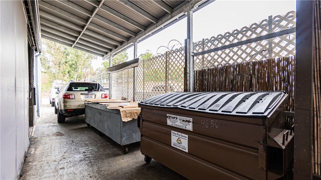 4656 Floral, Los Angeles, CA 90022