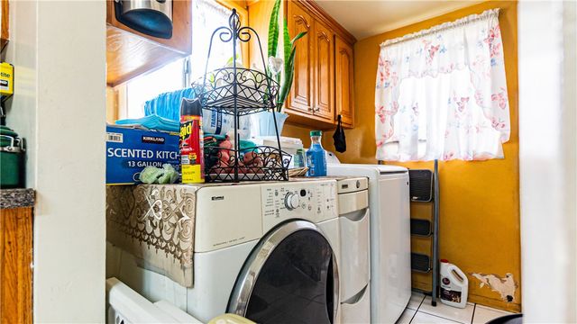 4656 Floral, Los Angeles, CA 90022