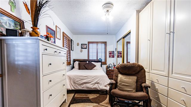 4656 Floral, Los Angeles, CA 90022