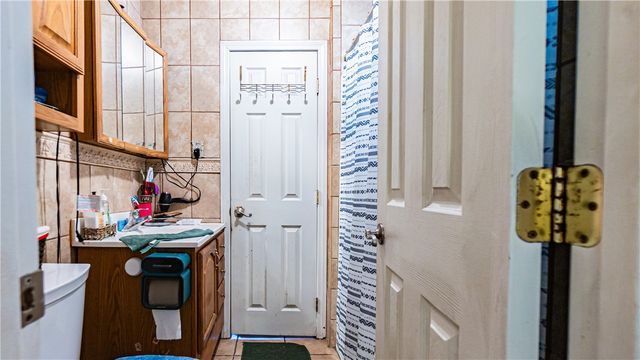 4656 Floral, Los Angeles, CA 90022
