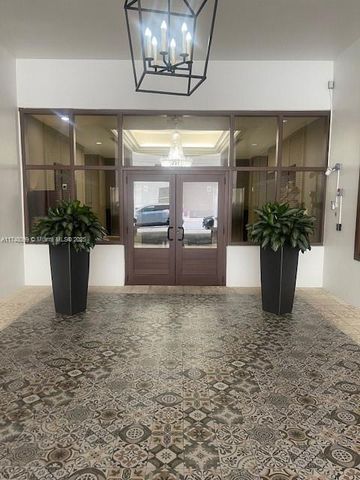 357 Almeria Ave 804, Coral Gables, FL 33134